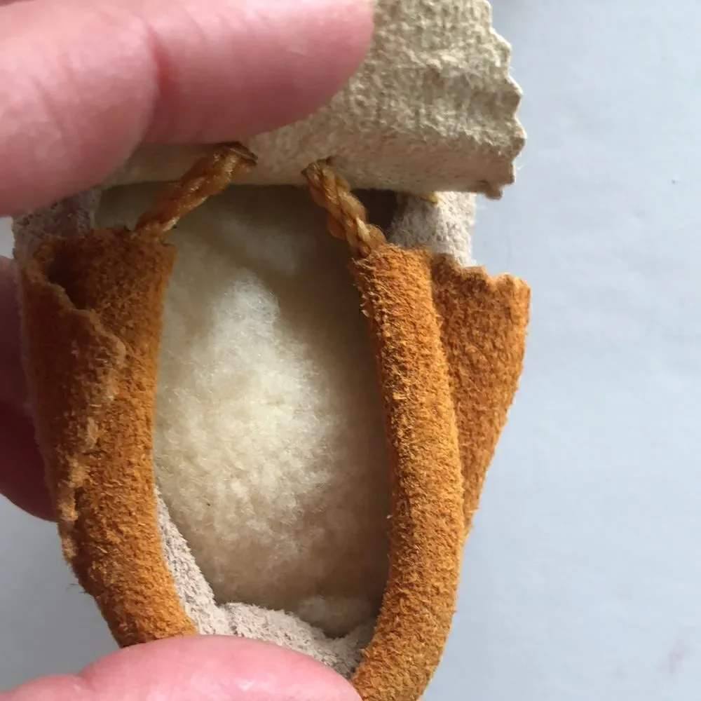 Baby moccasins leather, fur, wool size 6-12 months 4.5 inches long
